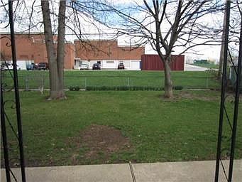 5th image of 4919 Overton Ave