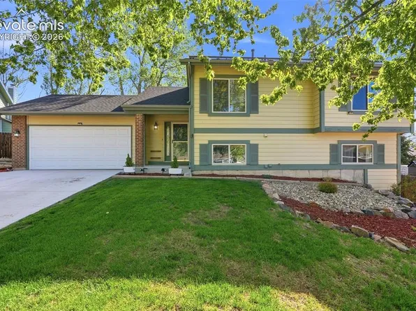 6945 Meadowwood Pl, Colorado Springs, CO 80918