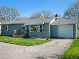 206 Carroll Rd, South Whitley, IN 46787