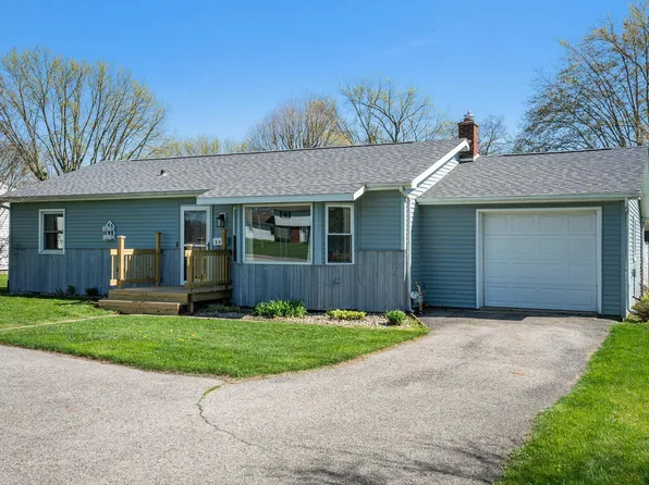 206 Carroll Rd, South Whitley, IN 46787