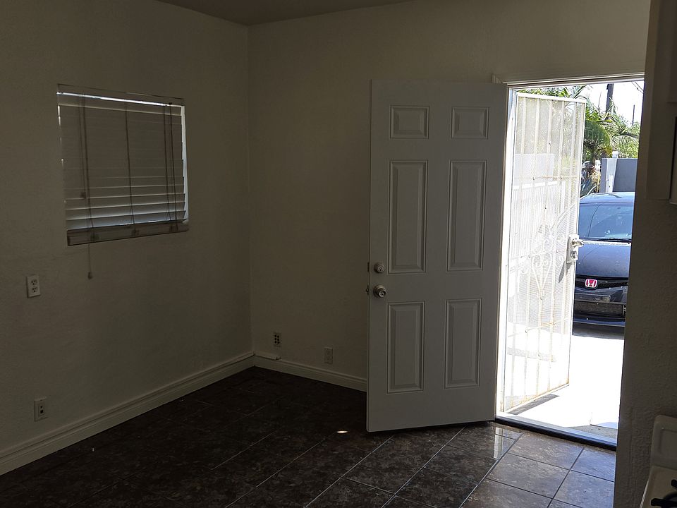 1st image of 4732 Lennox Blvd #4732