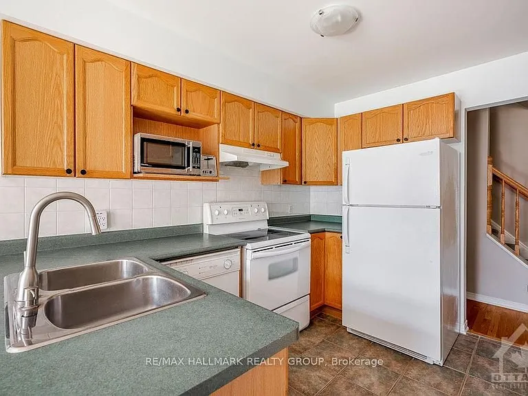 13 Upney Dr — Photo 10