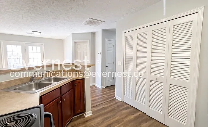 3172 Penn Meade Way — Photo 5