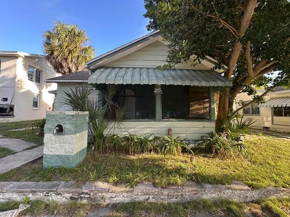 821 PARIS AVENUE S, ST PETERSBURG, FL 33701