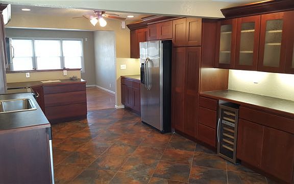 2nd image of 126 Lakeside Dr
