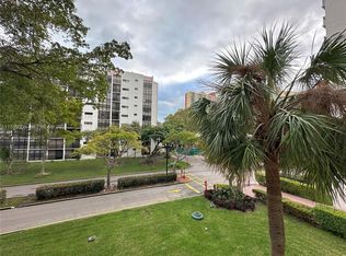 17021 N Bay Rd APT 320-4, Sunny Isles Beach, FL 33160