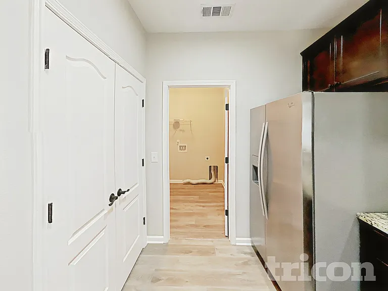 820 Mesa Verde Pl — Photo 7