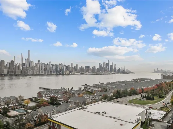 7000 Boulevard East APT 41C, Guttenberg, NJ 07093