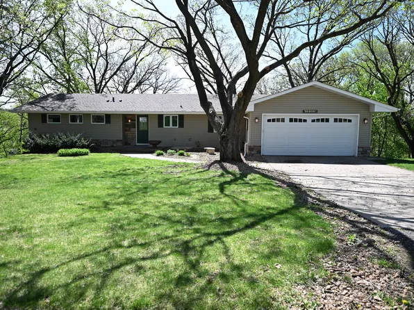 16065 Oak Shore Dr, Lakeville, MN 55044