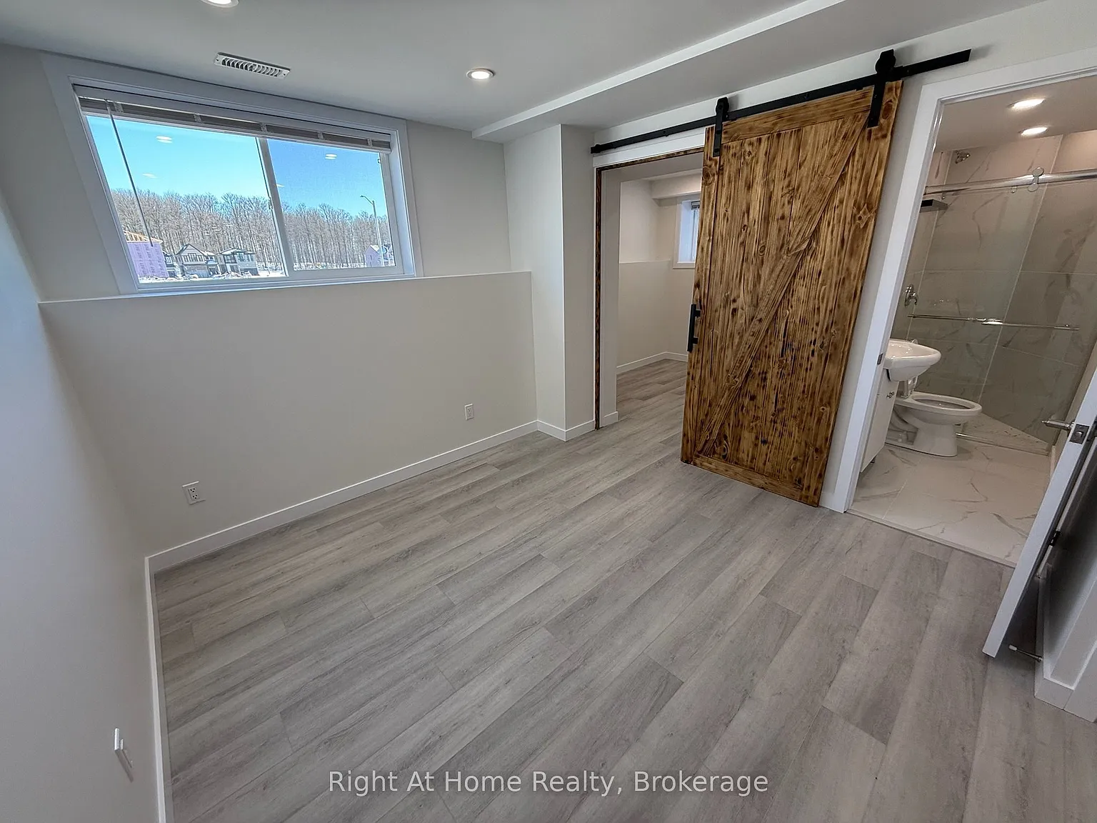 2 bed, $1,500 — Photo 4