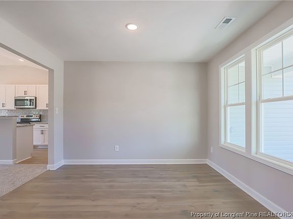 4th image of 100 Magnolia St