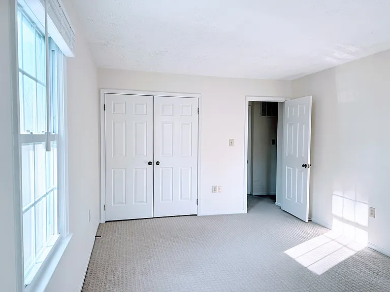 9414 Vernon Dr — Photo 37