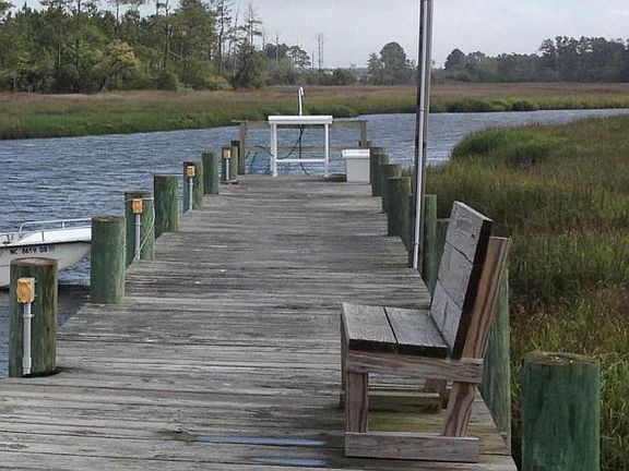 3rd image of 530 Shipmast Ct