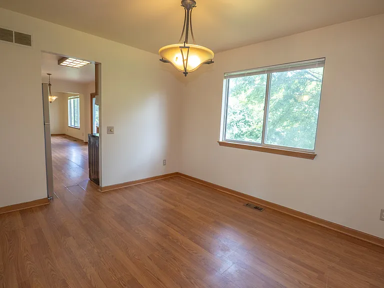 42091 Greenwood Dr — Photo 6