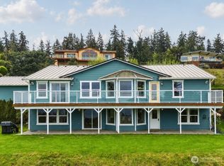 838 Gladstone Dr, Camano Island, WA 98282