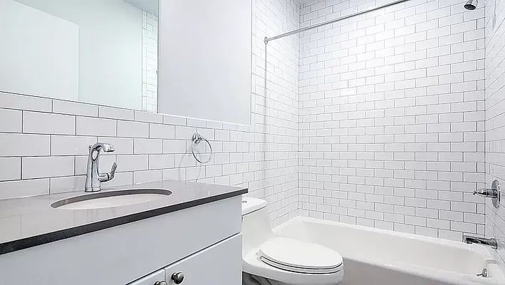 Rented by WaterStone Group, LLC | media 21