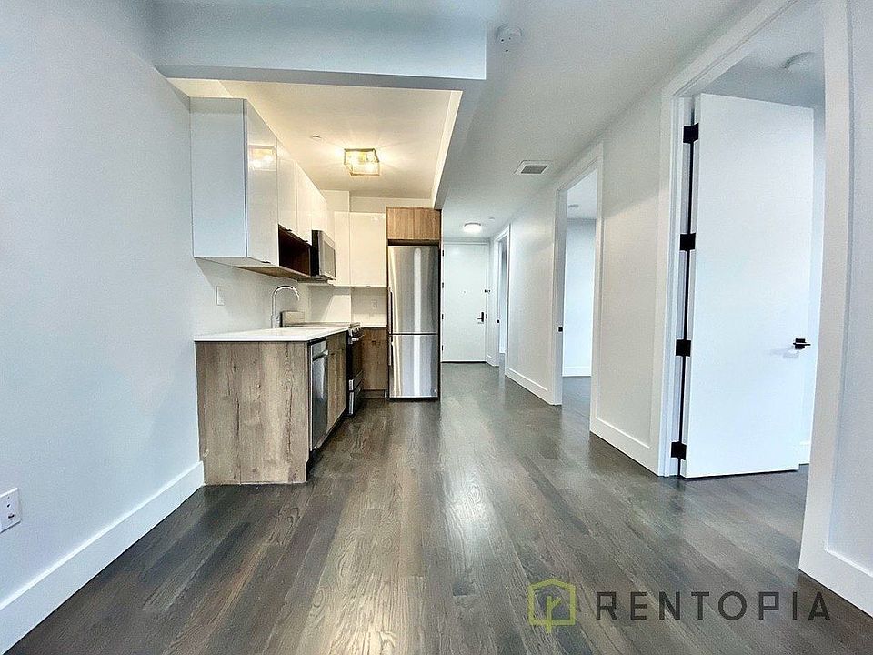 1st image of 771 Lexington Ave #3D