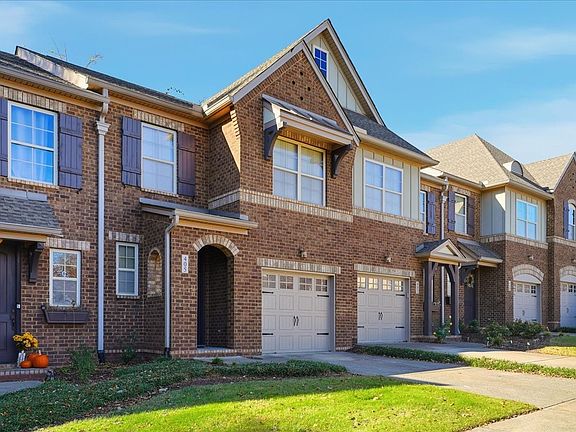 2nd image of 405 Waterbrook Dr