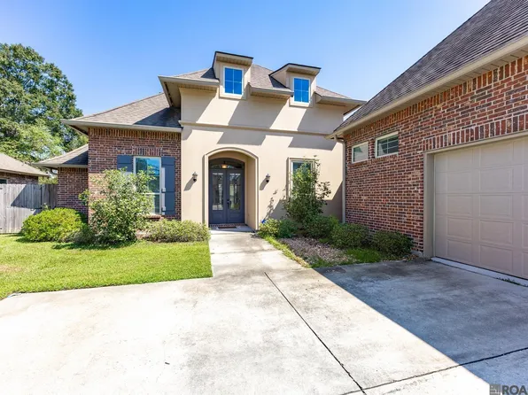 18032 River Landing Dr, Prairieville, LA 70769