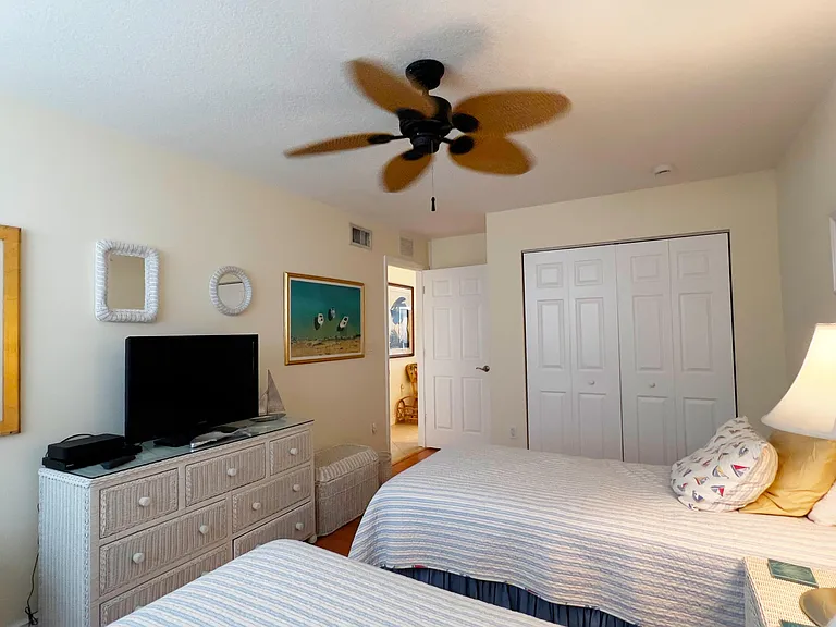 3541 NE Ocean Blvd #15 — Photo 23