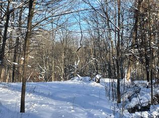 54185 Garrett Rd, Dowagiac, MI 49047