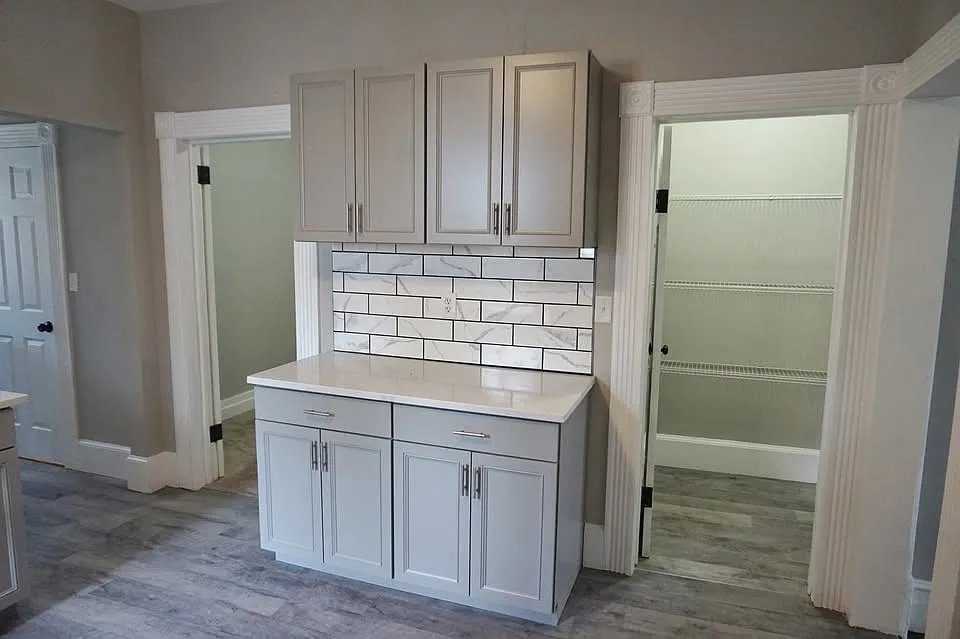 3 bed, $1,700 — Photo 4