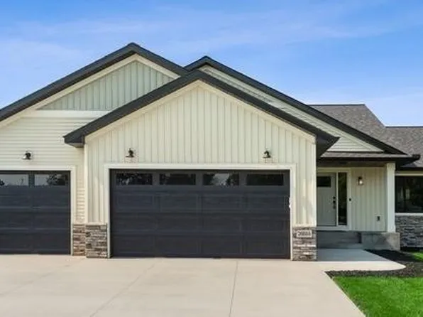 26684 Frontier Ave, Wyoming, MN 55092