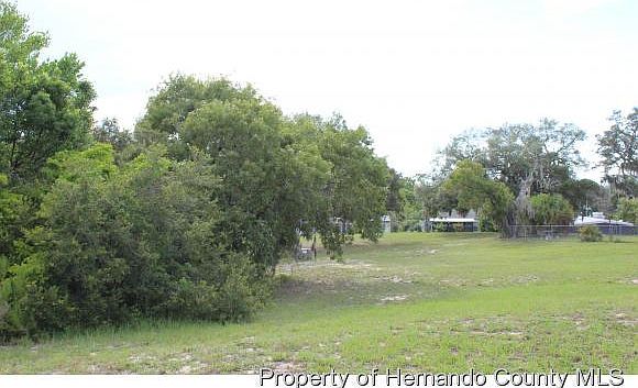 2nd image of Fairway Ave