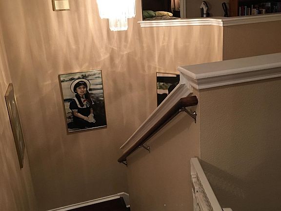 Very safe rail for going downstairs