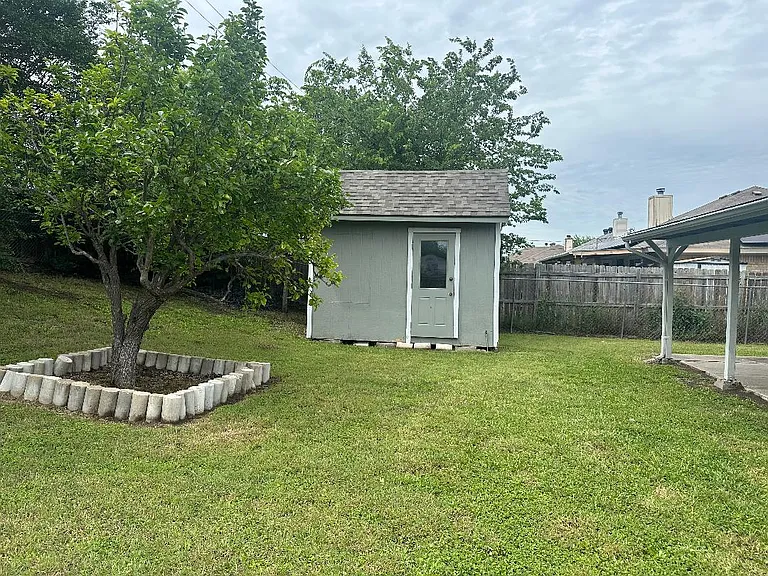 STORAGE SHED