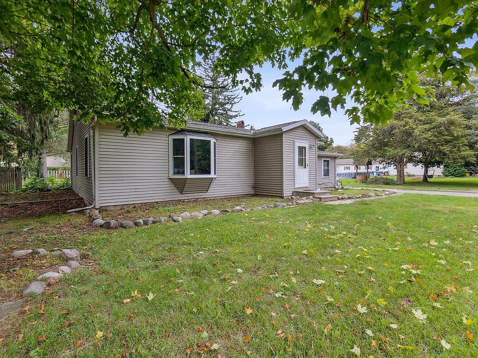 408 W Canal St, Tekonsha, MI 49092 Zillow