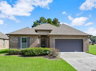 1149 Cedar Trail Ave, Zachary, LA 70791