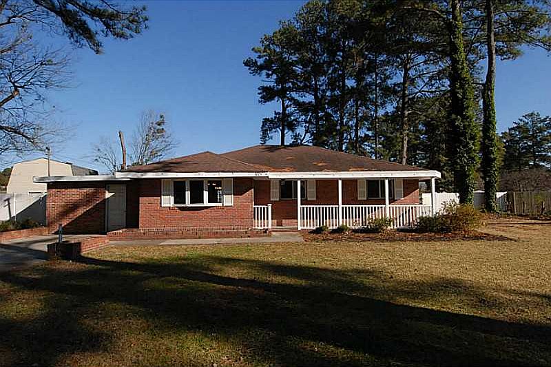 1st image of 3225 Granada Rd