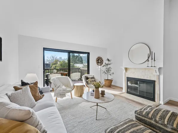 45 Corte Real #7, Greenbrae, CA 94904