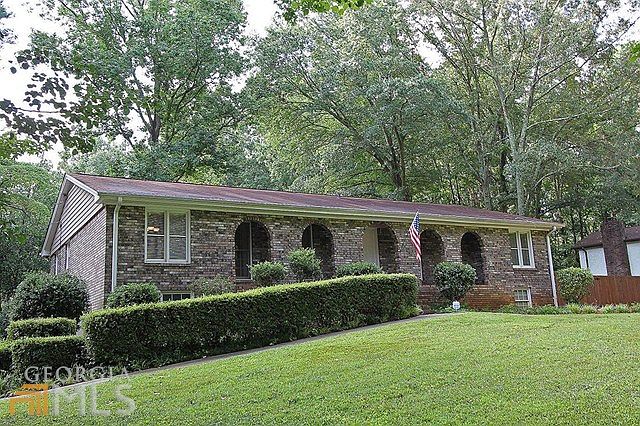 1st image of 890 Valleymeade Dr SE
