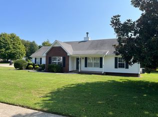 1201 Lambeth Dr, Murfreesboro, TN 37128