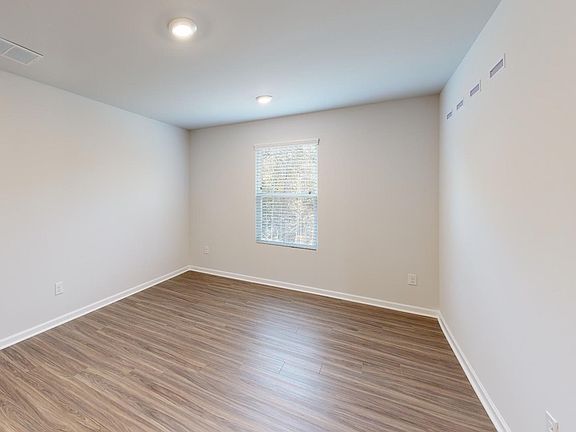 2nd image of 10 Nolana Dr