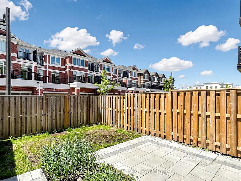 24 Sissons Way — Photo 49