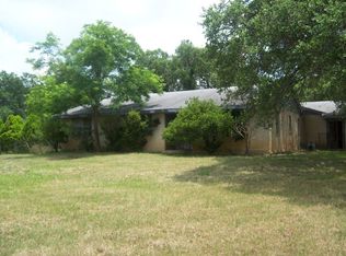 268 Ranch Circle Dr, Kendalia, TX 78027