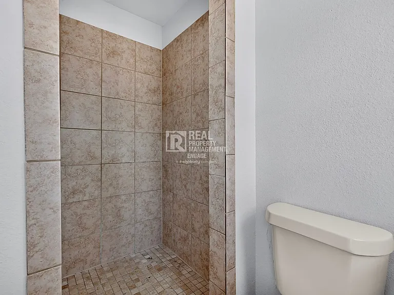4525 Hunter St — Photo 24