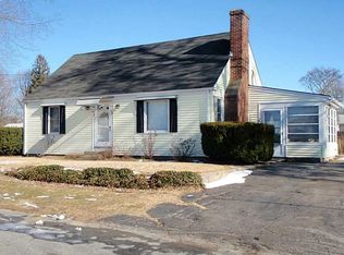 112 Villa Ave, Warwick, RI 02886