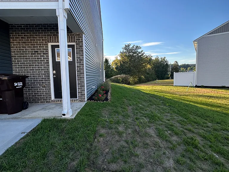 3037 Bogart Ln — Photo 13