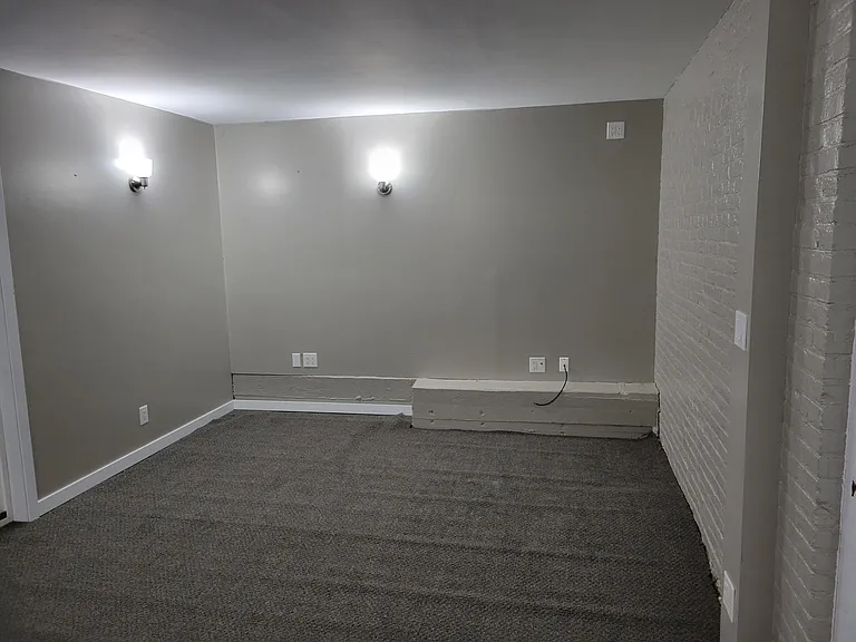 3 seasons room, view 2