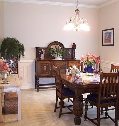 Formal Dining