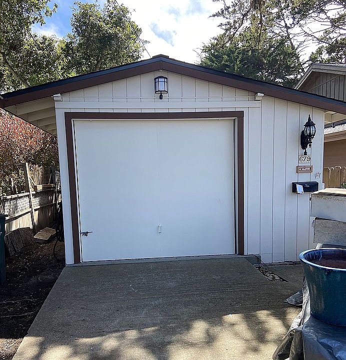2nd image of 679 Parcel St