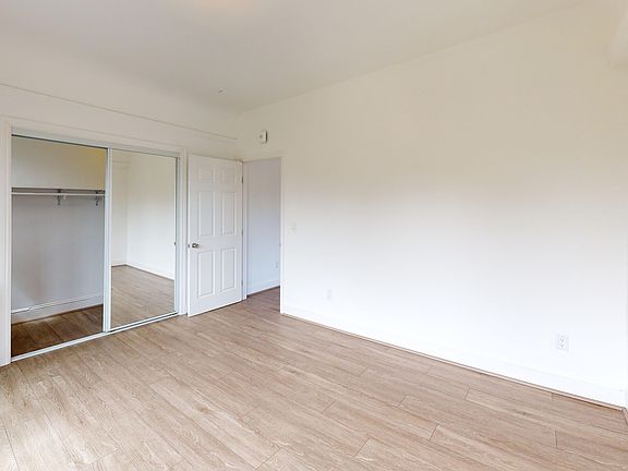 3rd image of 500 Stanyan St #5117837