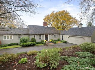 92 Heath Rd, North Andover, MA 01845