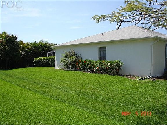 5th image of 4422 SW 25th Pl
