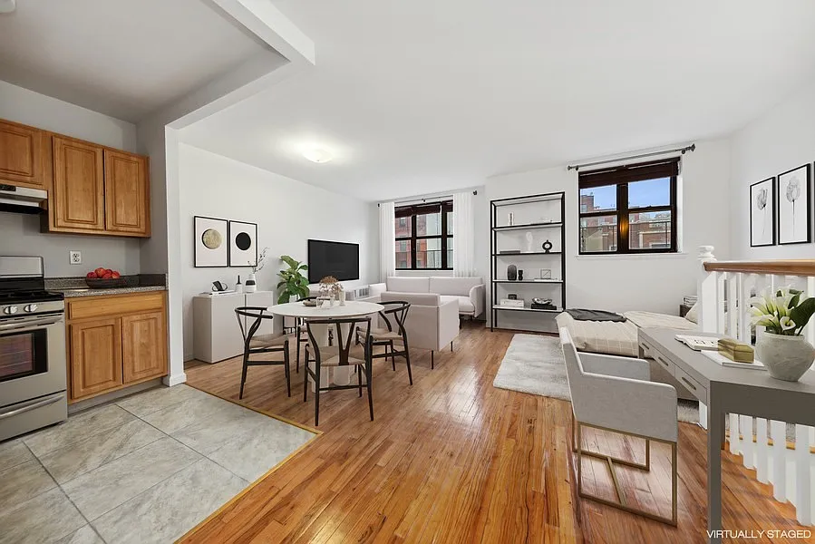 115 Pulaski St #3
