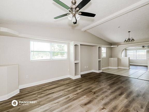 4th image of 3624 Aloha Dr
